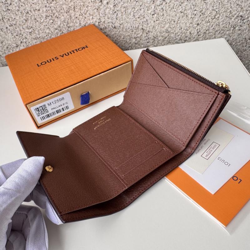 Louis Vuitton Monogram Victor Wallet M12598