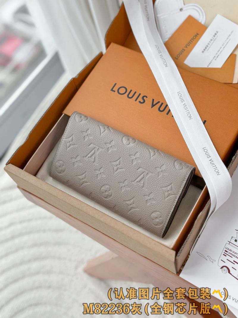 Louis Vuitton Sarah Wallet M82256