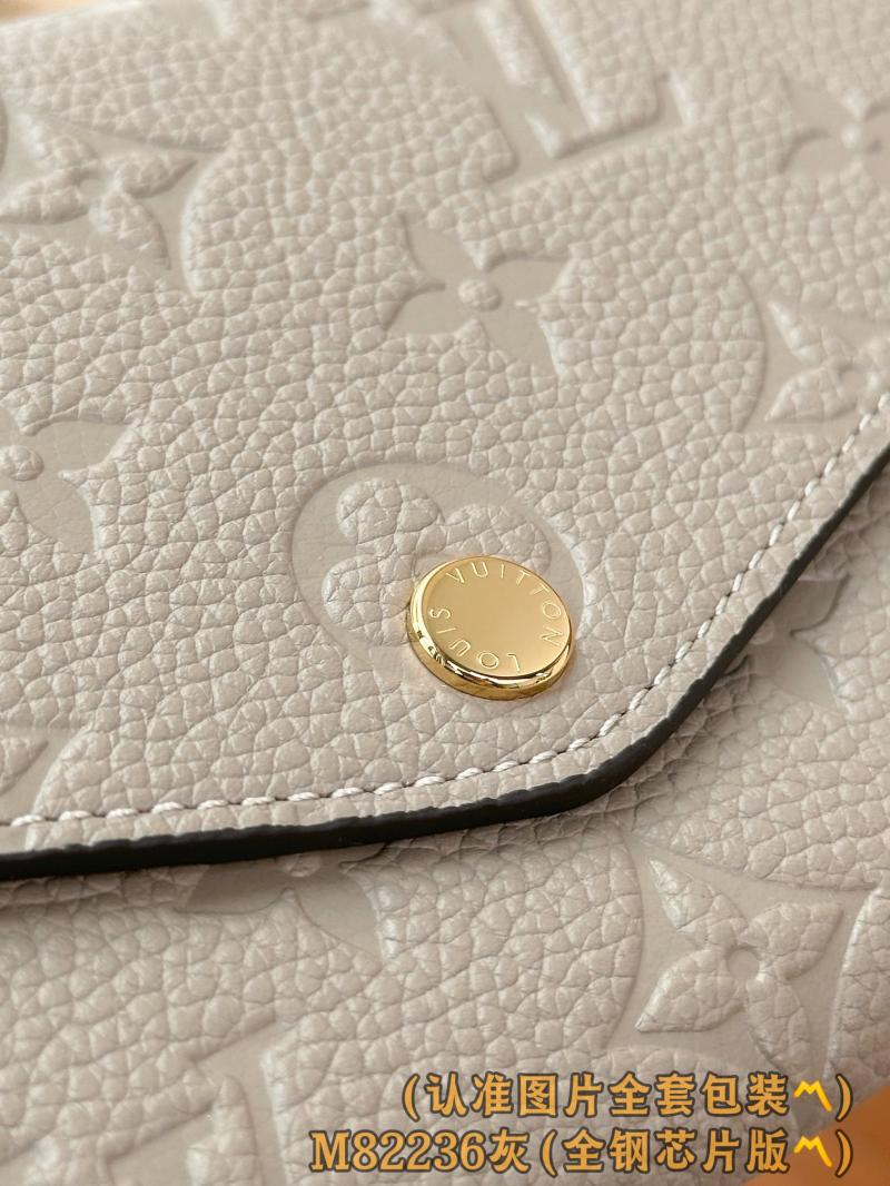 Louis Vuitton Sarah Wallet M82256