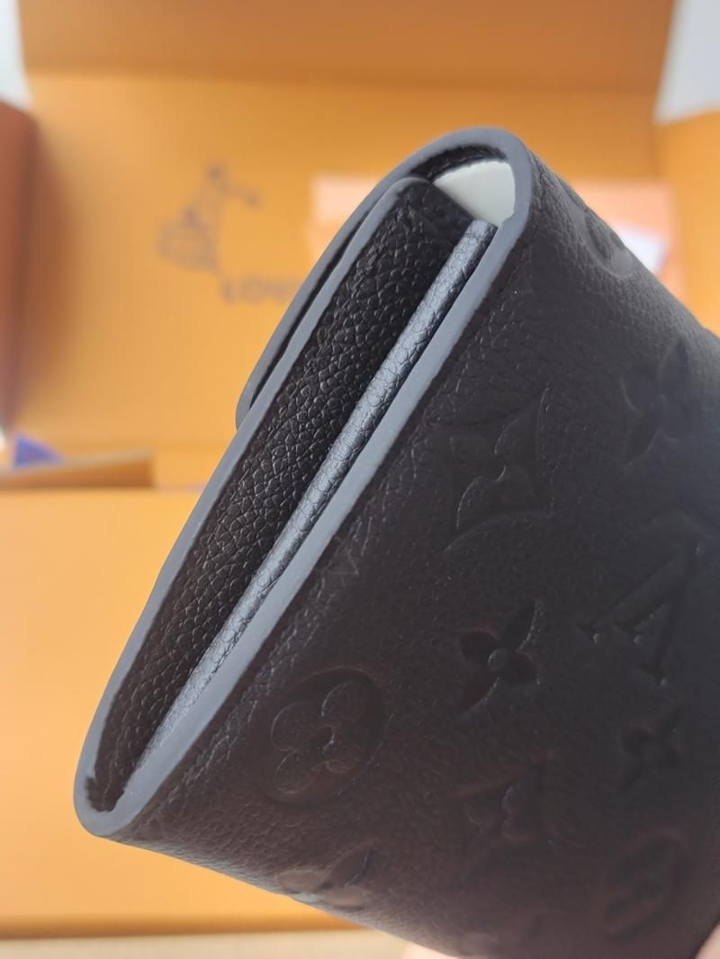 Louis Vuitton Sarah Wallet M82257