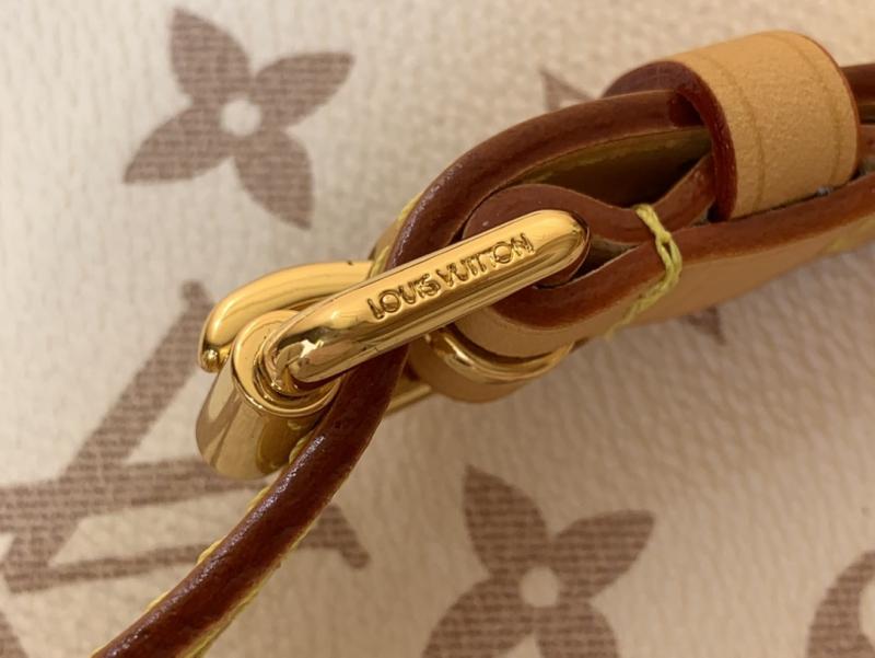 Louis Vuitton Side Trunk MM M26287
