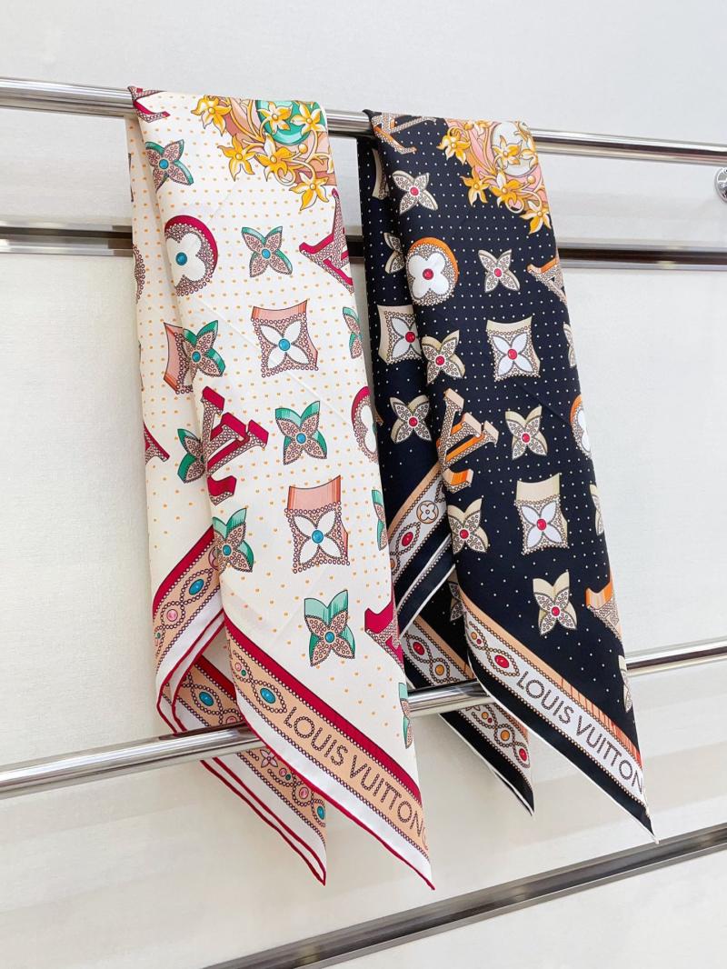 Louis Vuitton Silk Scarf M799392