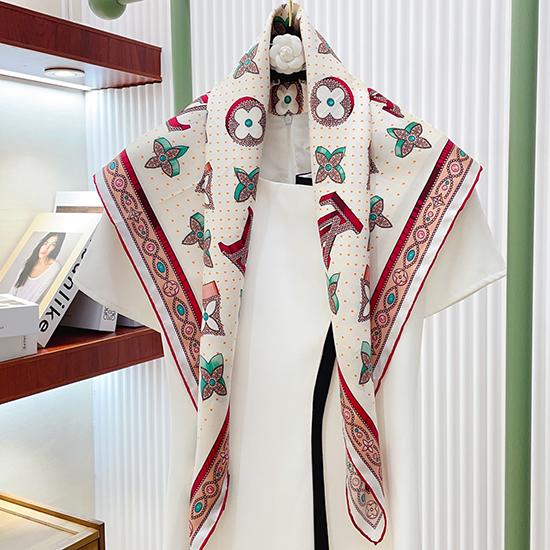 Louis Vuitton Silk Scarf M799392