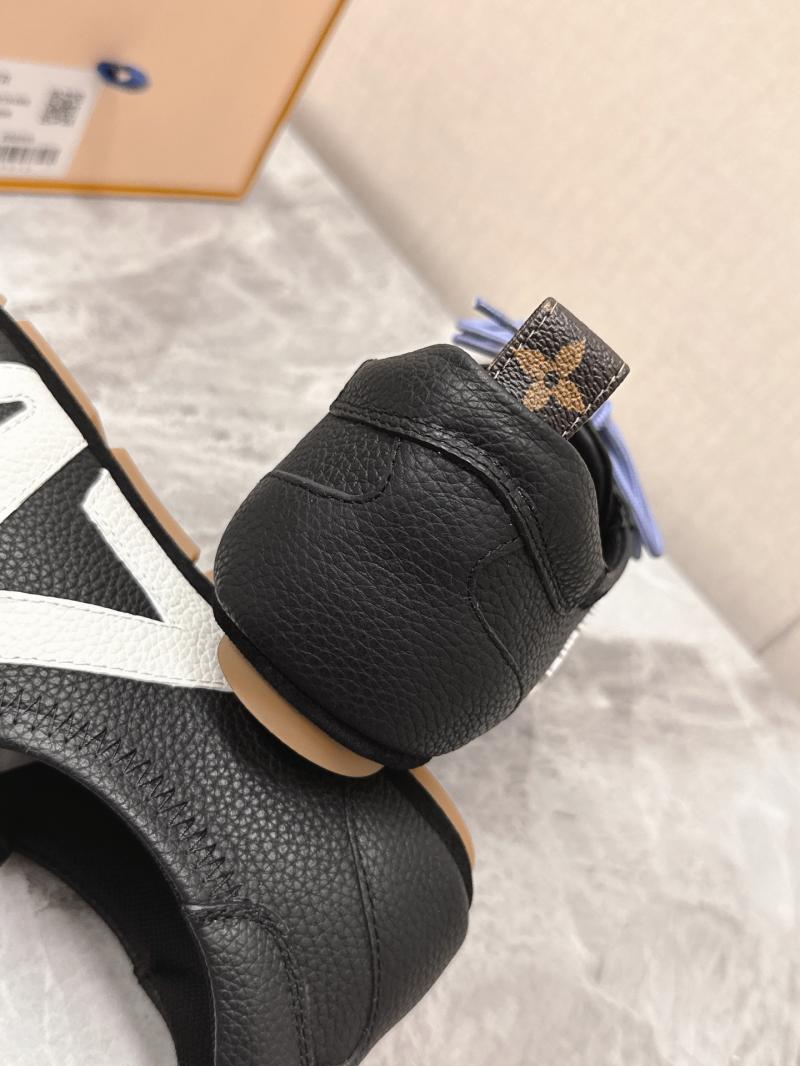 Louis Vuitton Sneakers SLS81308