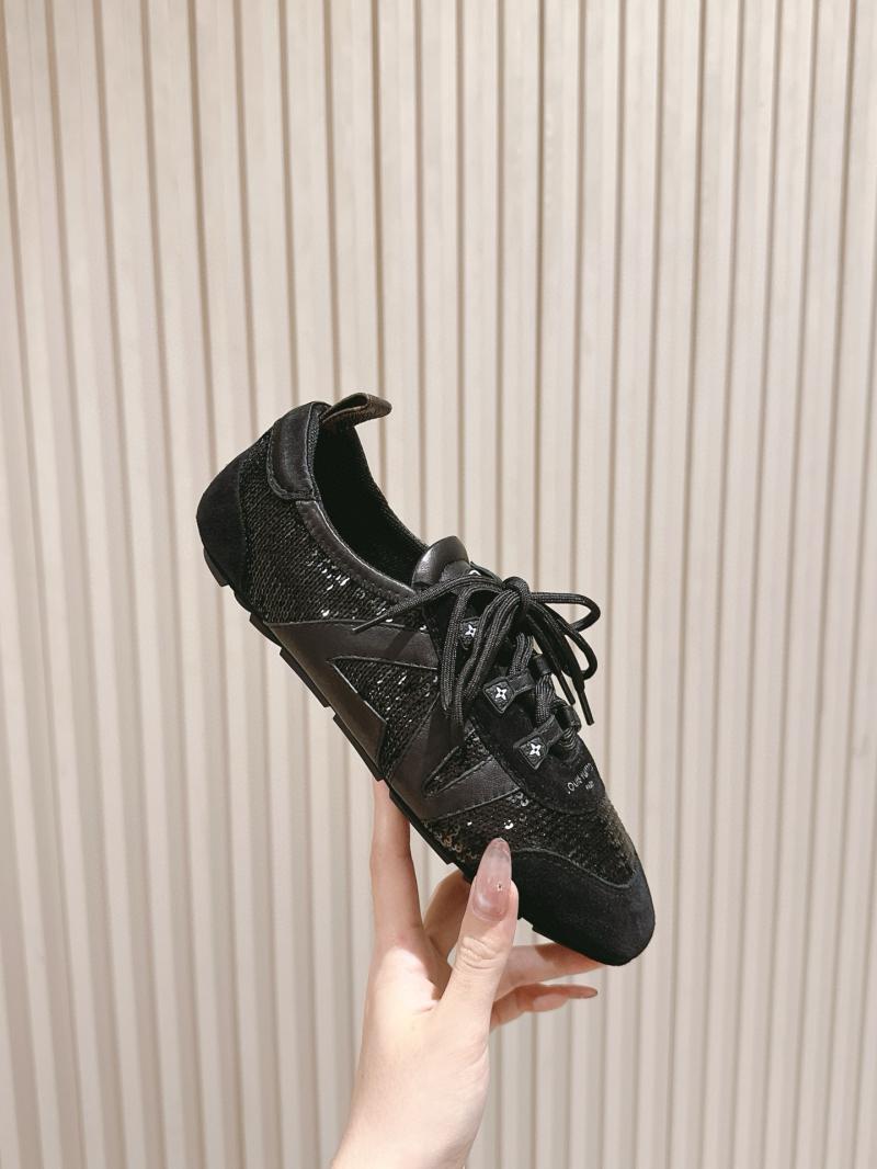 Louis Vuitton Unisex Sneakers SLS42309