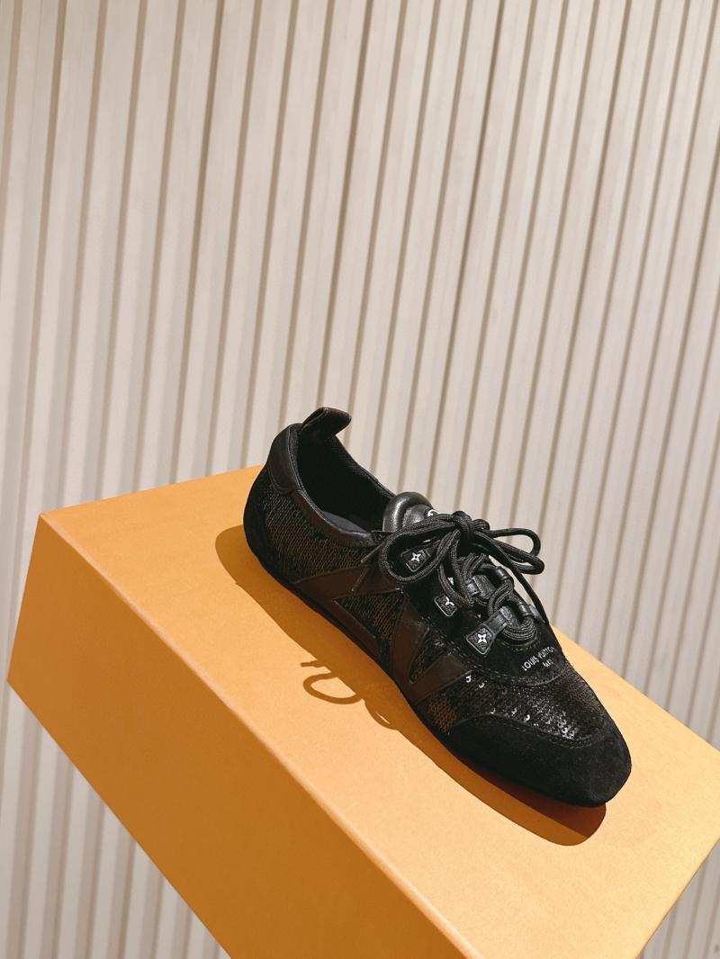 Louis Vuitton Unisex Sneakers SLS42309