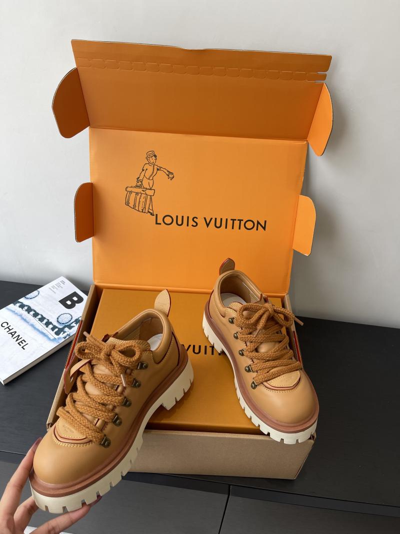 Louis Vuitton Unisex Sneakers SLU81001
