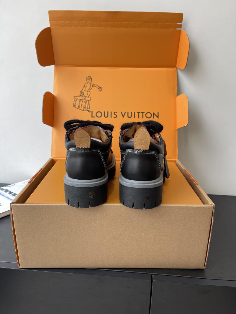 Louis Vuitton Unisex Sneakers SLU81002