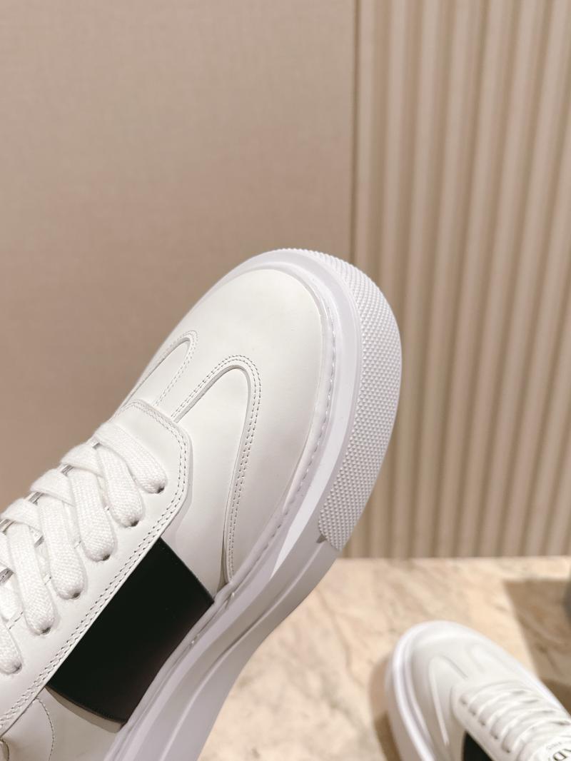 Prada Unisex Sneakers SPU81004