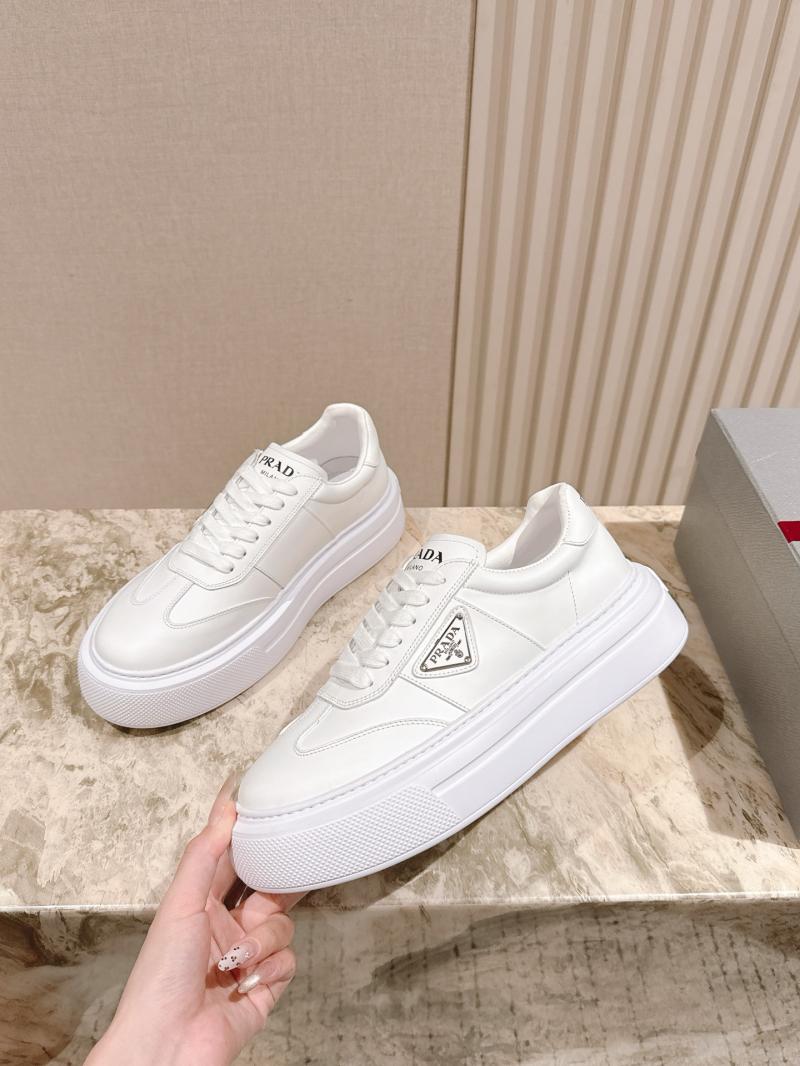 Prada Unisex Sneakers SPU81007