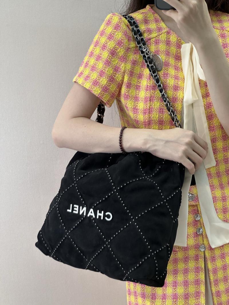 Small Chanel Suede 22 Handbag Black AS3260