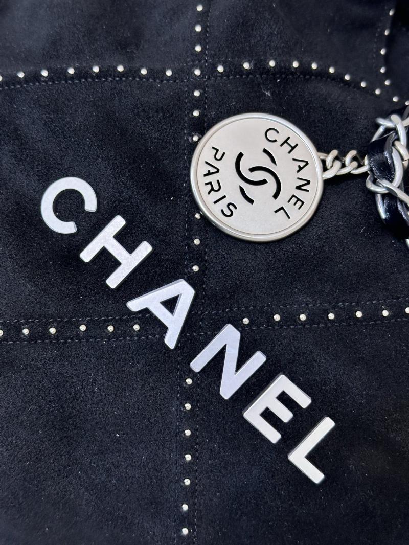Small Chanel Suede 22 Handbag Black AS3260