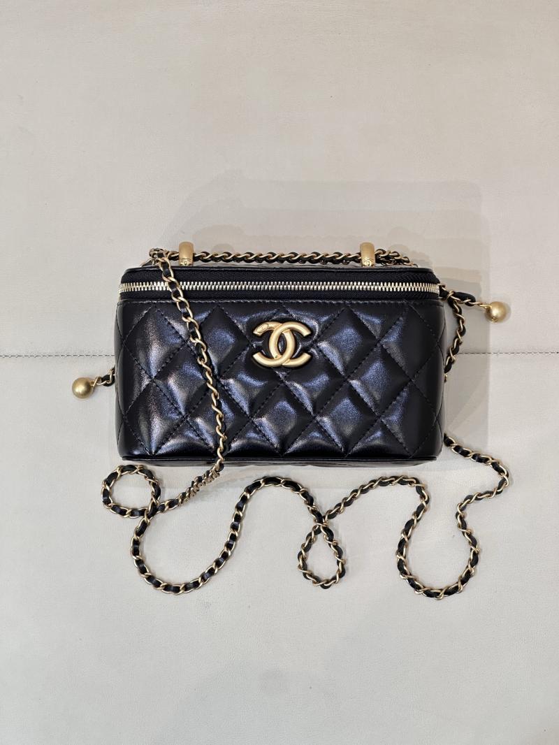 Small Chanel Vanity With Chain Black AP3651