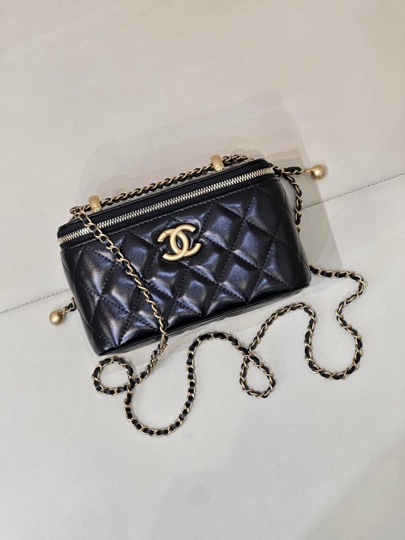 Small Chanel Vanity With Chain Black AP3651