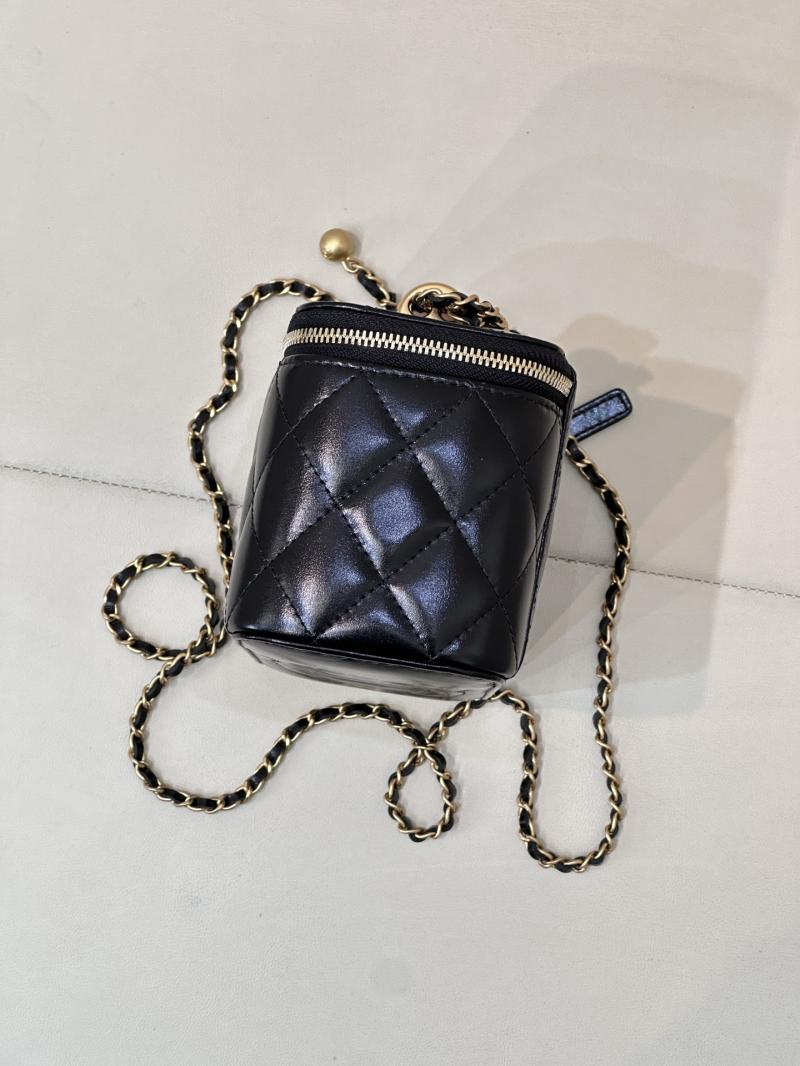 Small Chanel Vanity With Chain Black AP3651