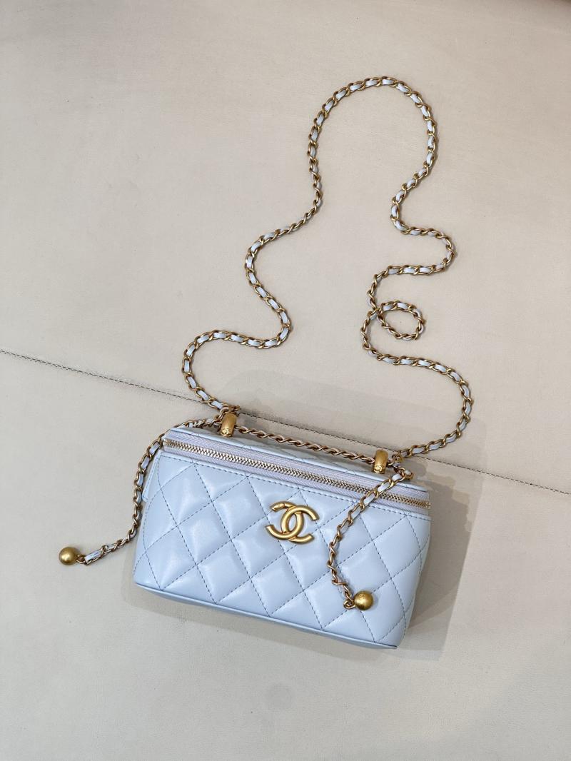 Small Chanel Vanity With Chain Blue AP3651