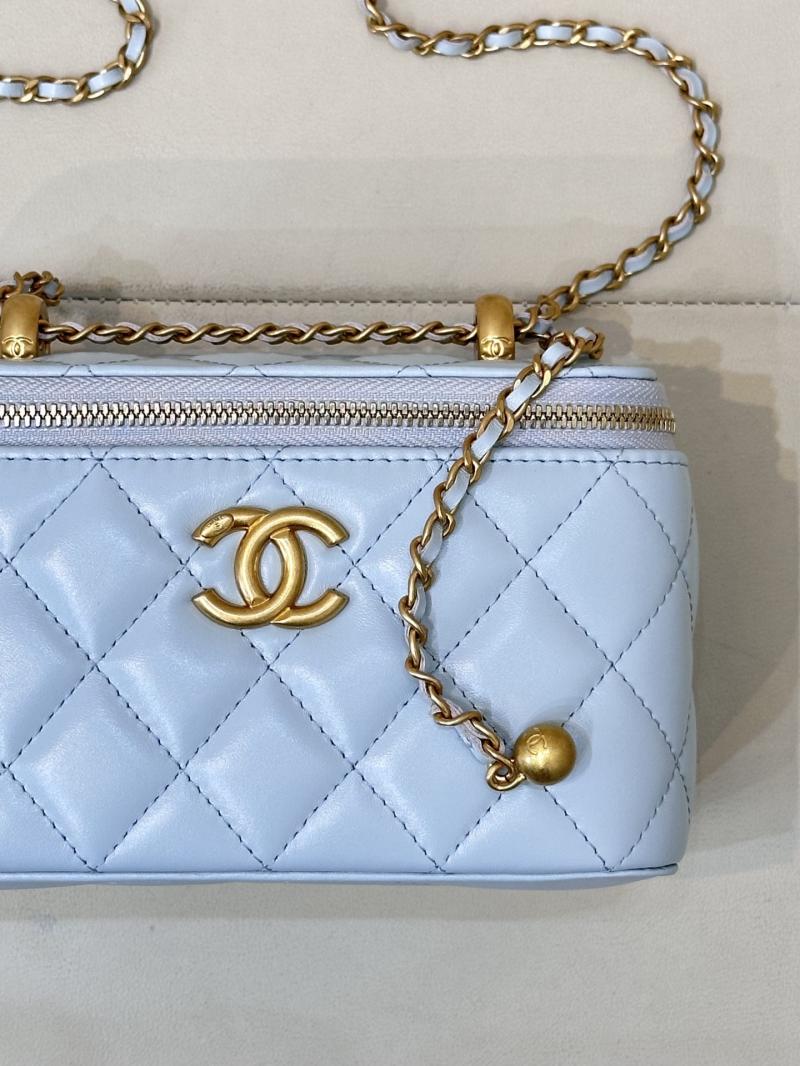 Small Chanel Vanity With Chain Blue AP3651