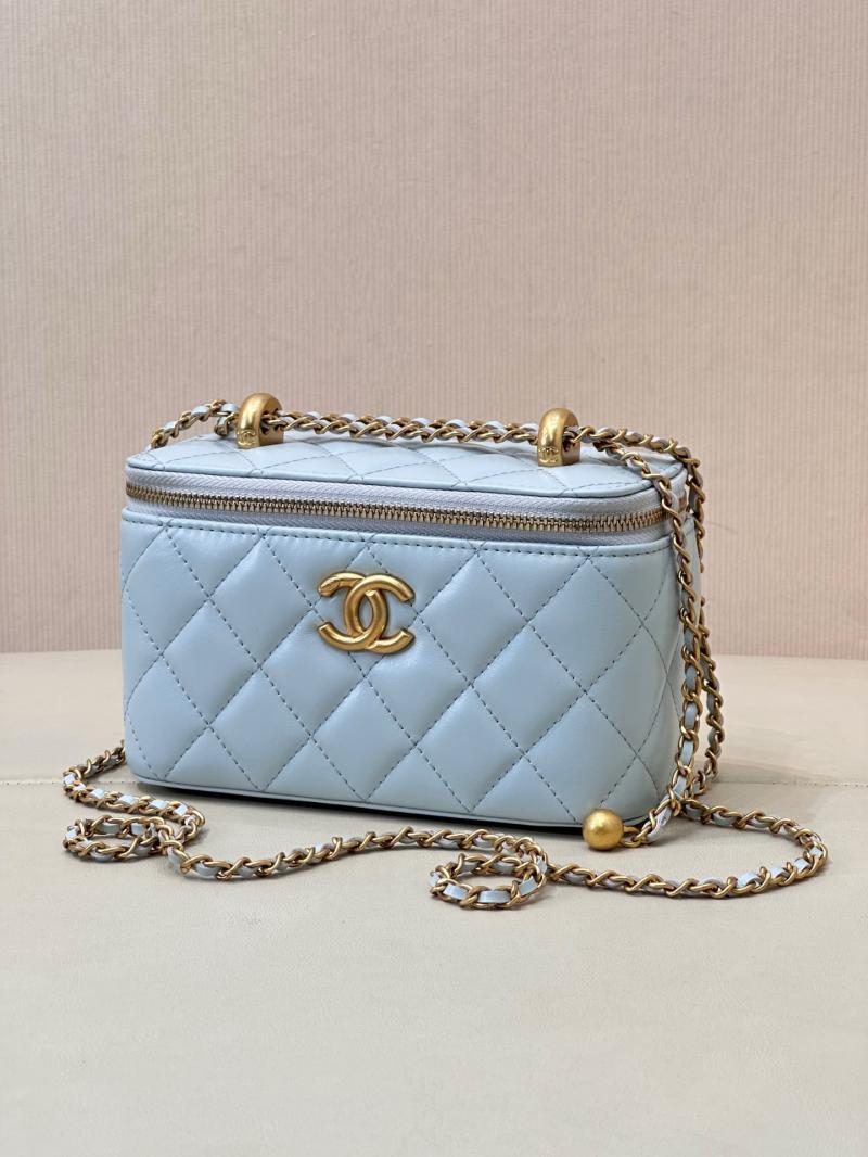Small Chanel Vanity With Chain Blue AP3651