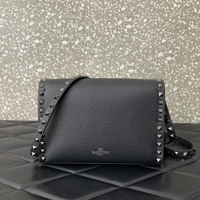 Valentino Small Rockstud Cross body bag Black V0181