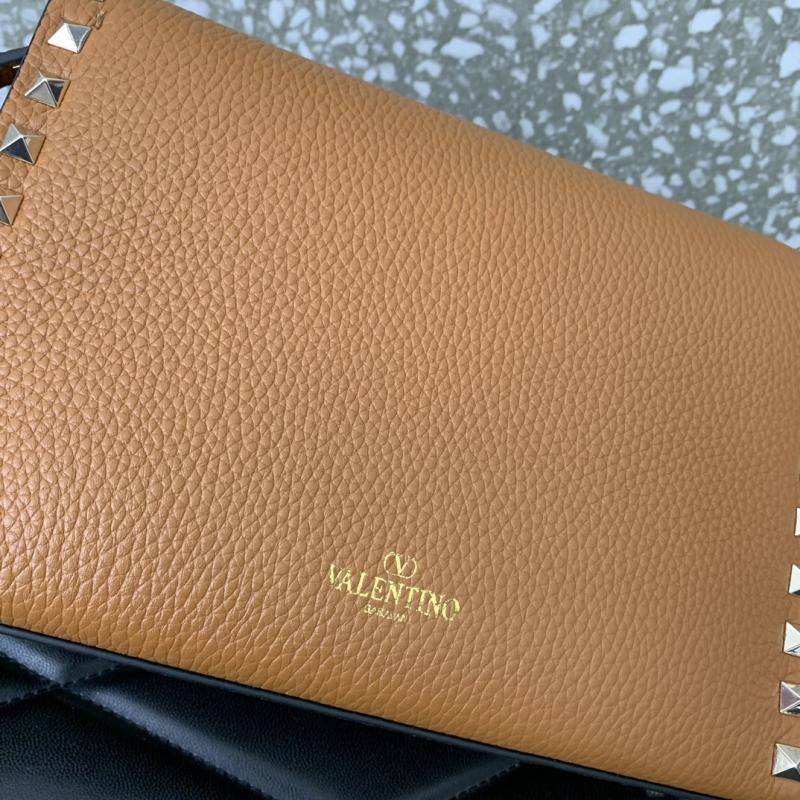 Valentino Small Rockstud Cross body bag Brown V0181