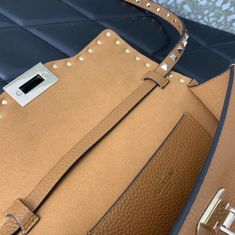Valentino Small Rockstud Cross body bag Brown V0181