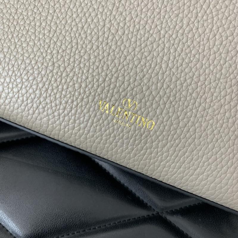 Valentino Small Rockstud Cross body bag Grey V0181