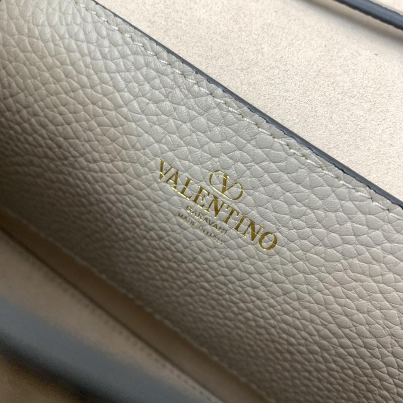 Valentino Small Rockstud Cross body bag Grey V0181