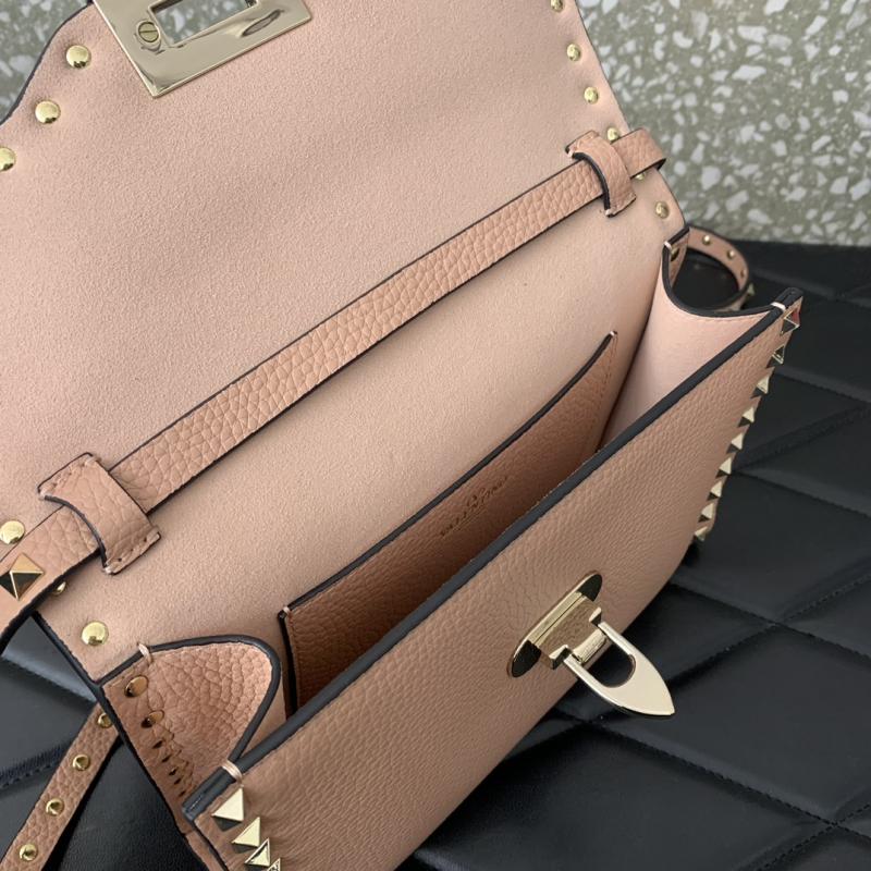 Valentino Small Rockstud Cross body bag Pink V0181