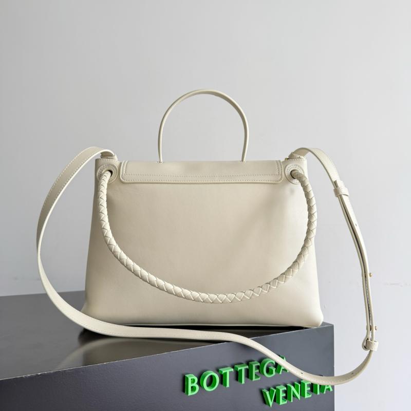 Bottega Veneta Medium Ciao Ciao Sea Salt 817231