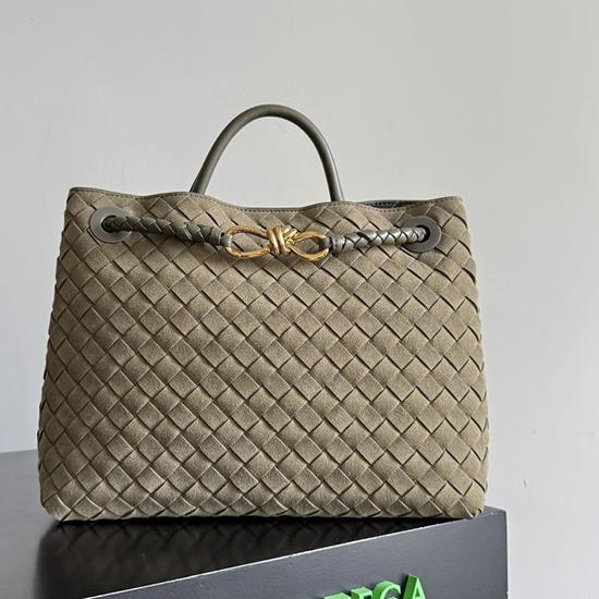 Bottega Veneta Suede Medium Andiamo Cypress B743572