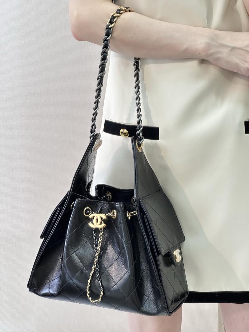 Chanel 25 Shiny Calfskin Small Handbag Black AS5293