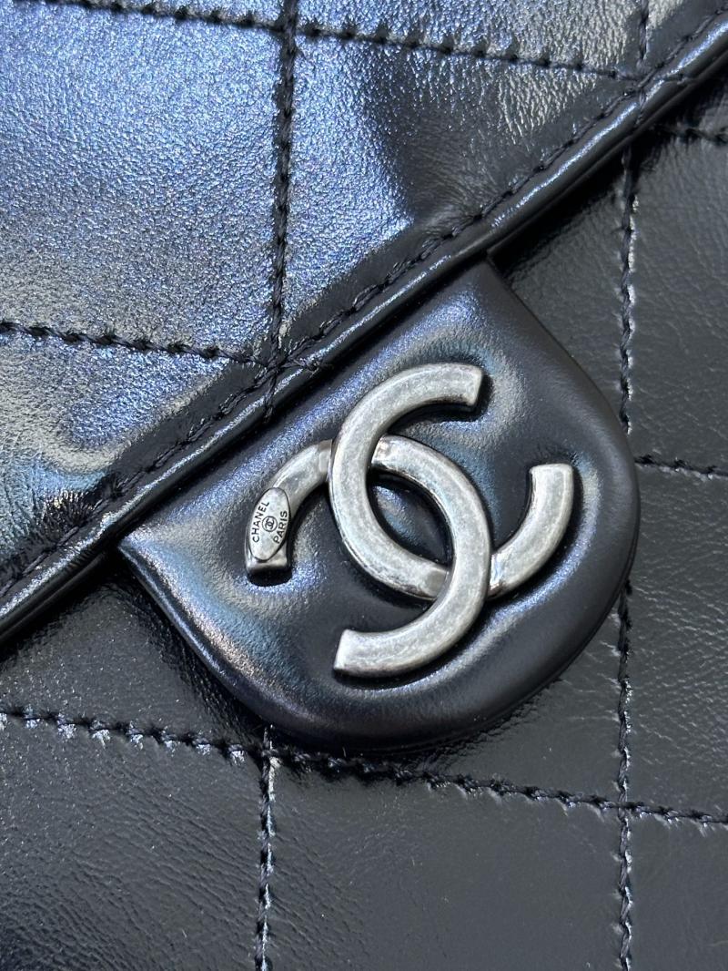 Chanel 25 Shiny Calfskin Small Handbag Black AS5293