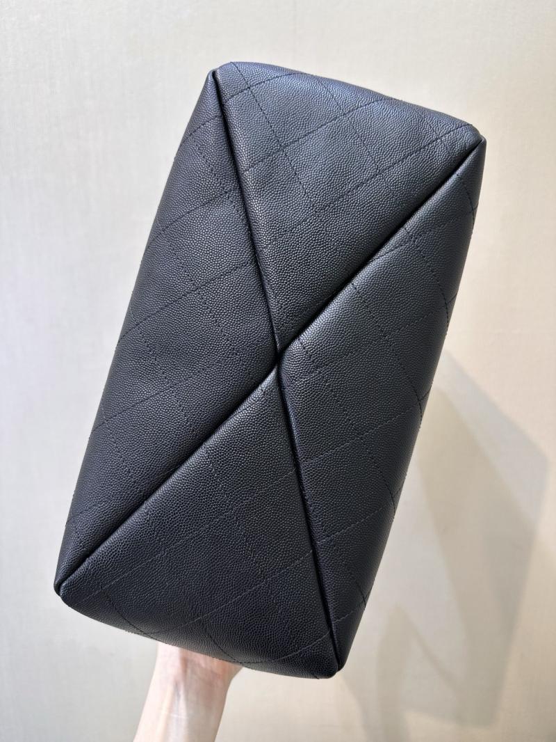 Chanel Grained Calfskin Shopping Bag Black AS5746