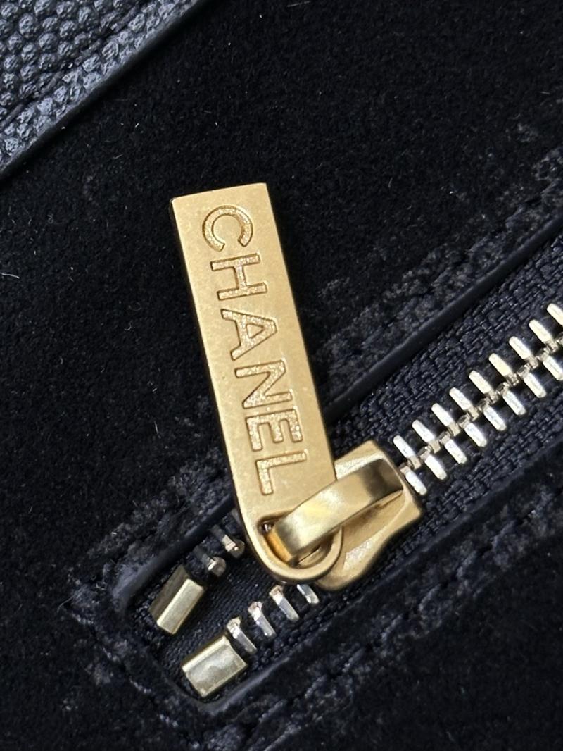 Chanel Grained Calfskin Shopping Bag Black AS5746