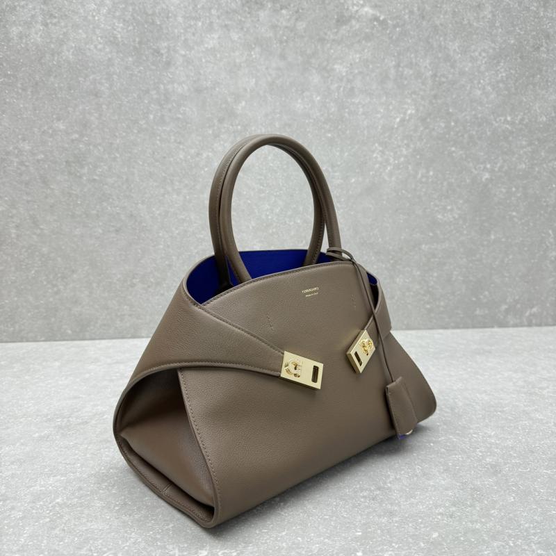 Ferragamo Hug bicolor Medium handbag Grey 215608