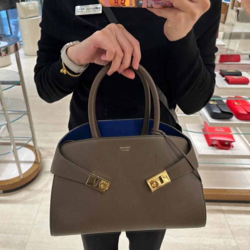 Ferragamo Hug bicolor Medium handbag Grey 215608