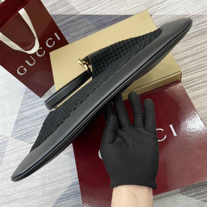 Gucci B large Suede shoulder bag Black 815924