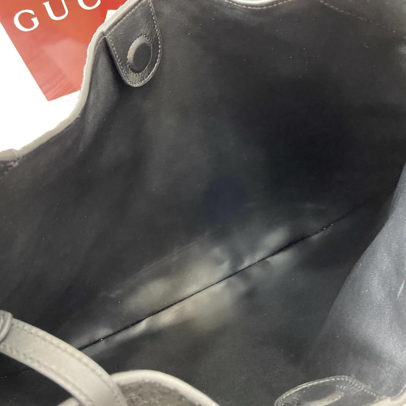 Gucci B large Suede shoulder bag Black 815924