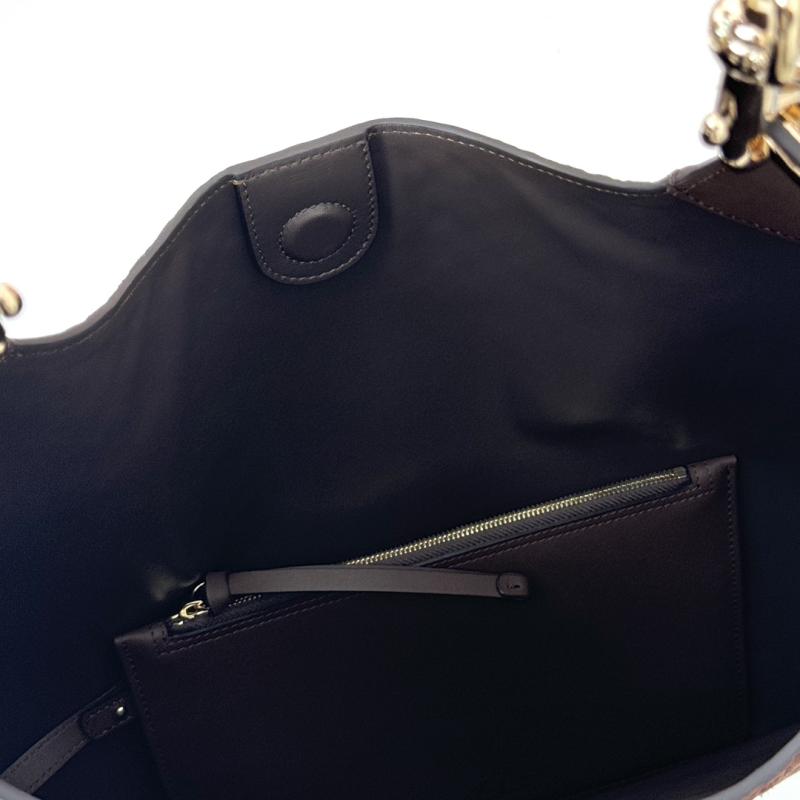 Gucci B large Suede shoulder bag Coffee 815924
