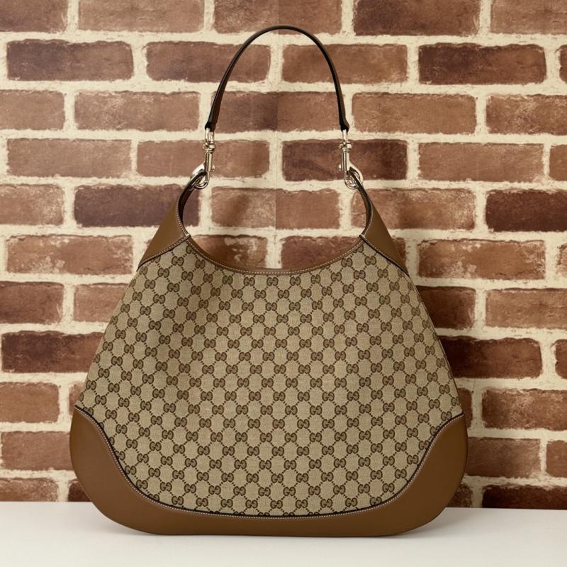 Gucci B large shoulder bag 815924