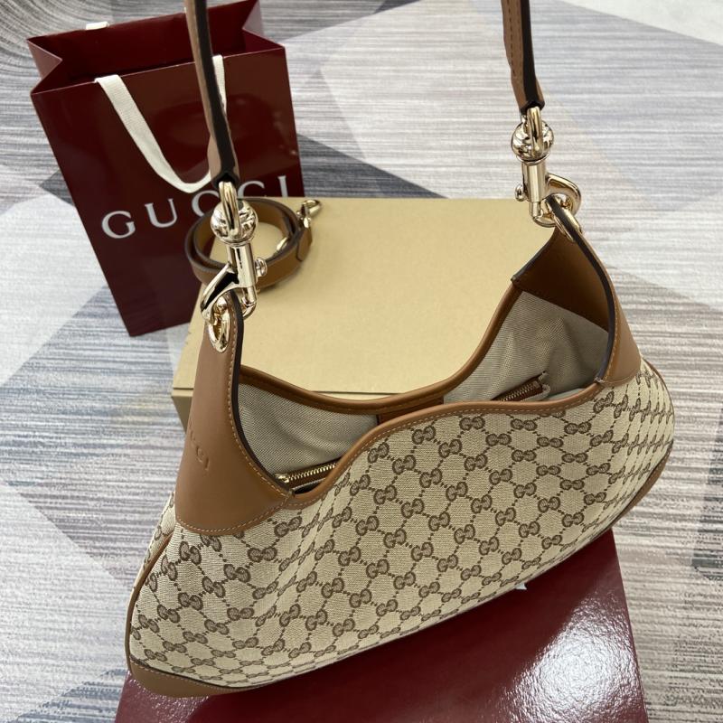 Gucci B medium canvas shoulder bag 834981