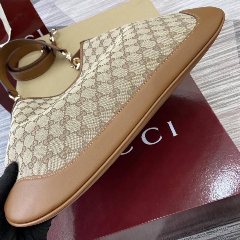 Gucci B medium canvas shoulder bag 834981