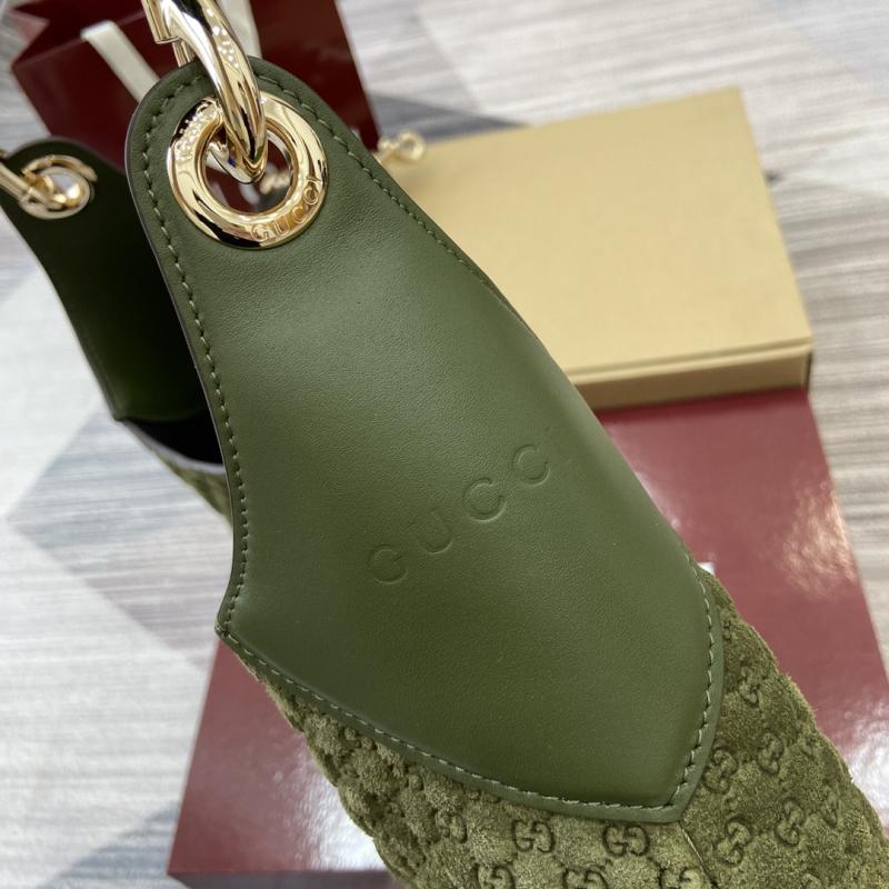 Gucci B medium suede shoulder bag Green 834981