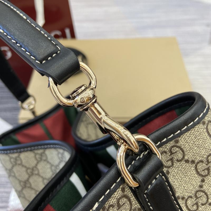 Gucci GG Emblem medium bucket bag Black 815103