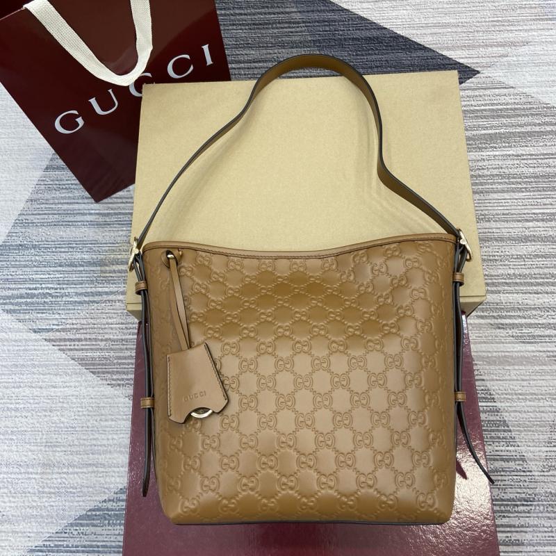 Gucci GG Emblem small shoulder bag Tan 848881