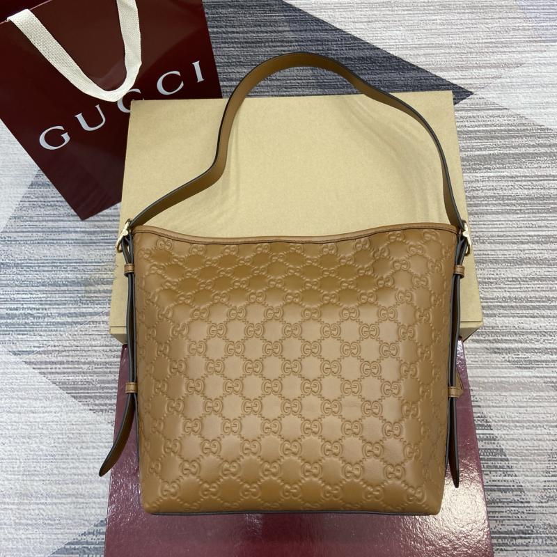 Gucci GG Emblem small shoulder bag Tan 848881