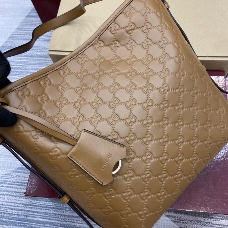 Gucci GG Emblem small shoulder bag Tan 848881