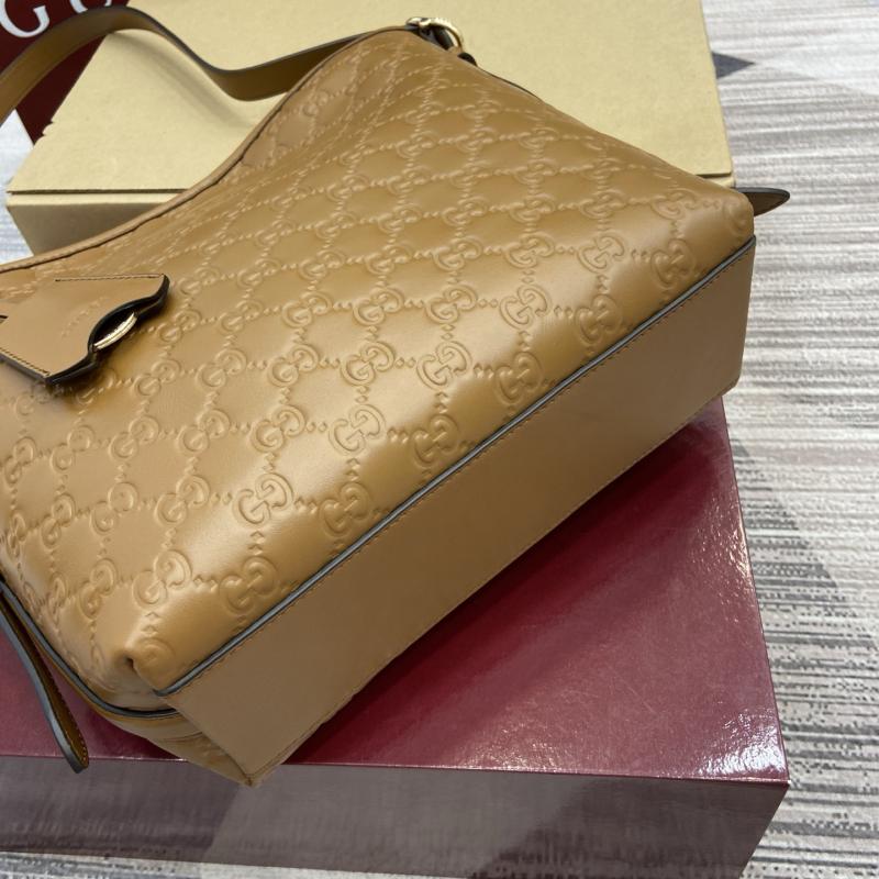 Gucci GG Emblem small shoulder bag Tan 848881