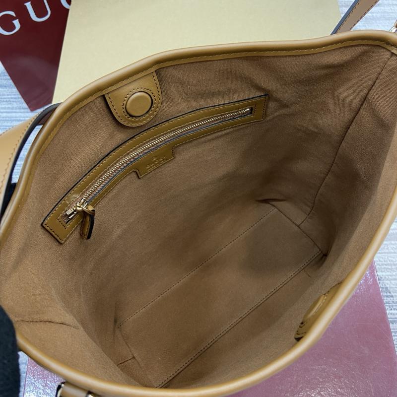 Gucci GG Emblem small shoulder bag Tan 848881