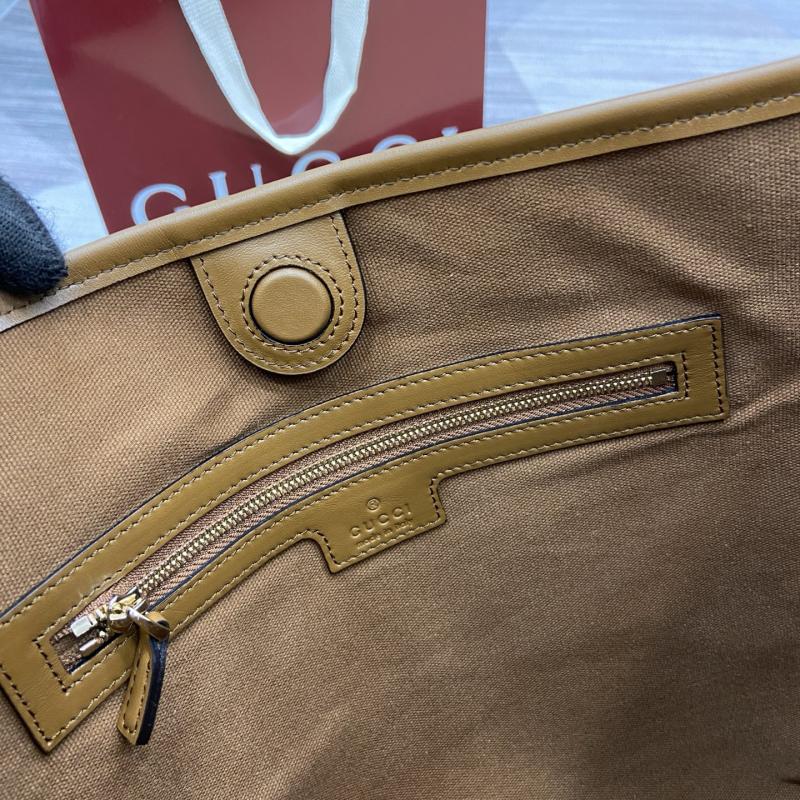 Gucci GG Emblem small shoulder bag Tan 848881